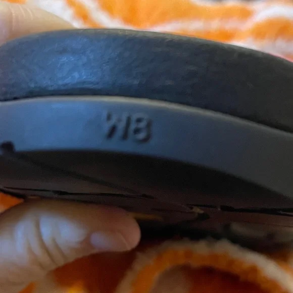 Women’s Vibram Chaco size 8 - Picture 4 of 5